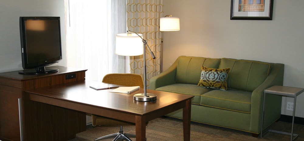 hampton inn and suites columbus hilliard