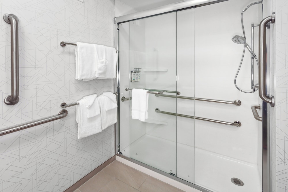 holiday inn express fremont by ihg
