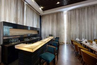 gurmon hotels sohna road gurugram a member of radisson individuals