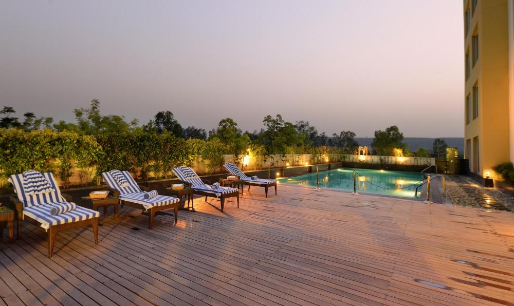 gurmon hotels sohna road gurugram a member of radisson individuals