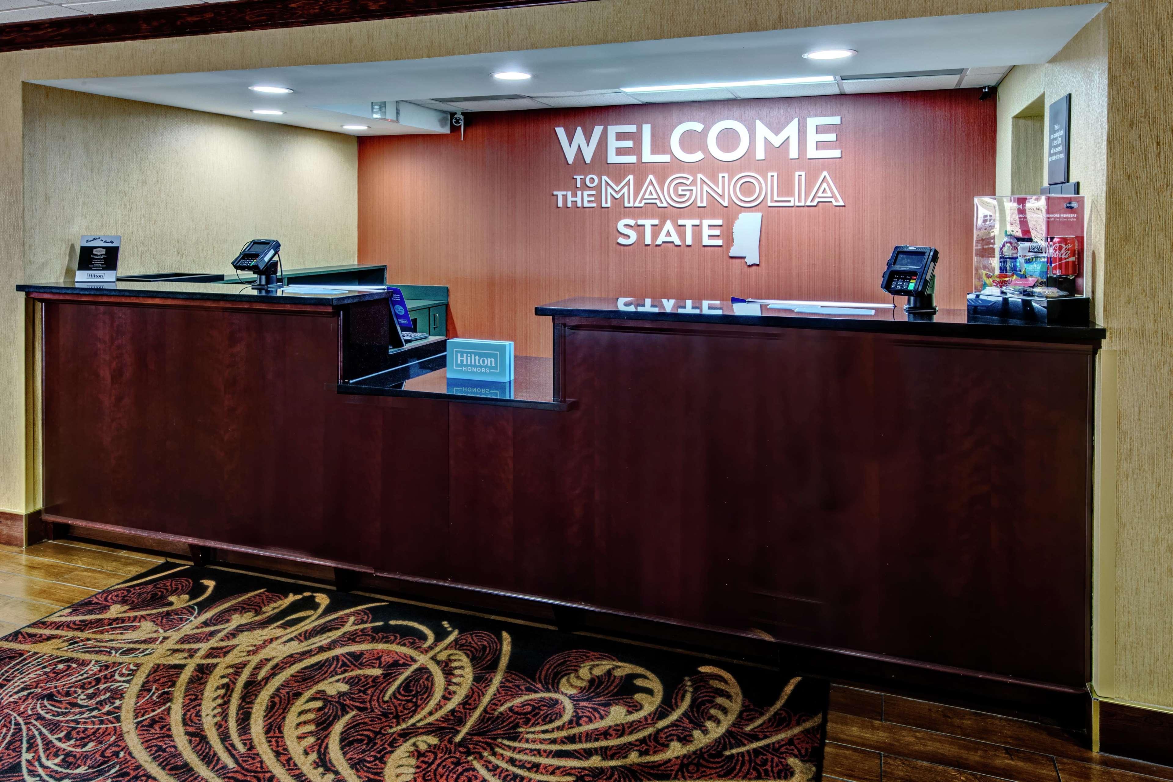 Hampton Inn Corinth,Farmington>>Corinth,2 star