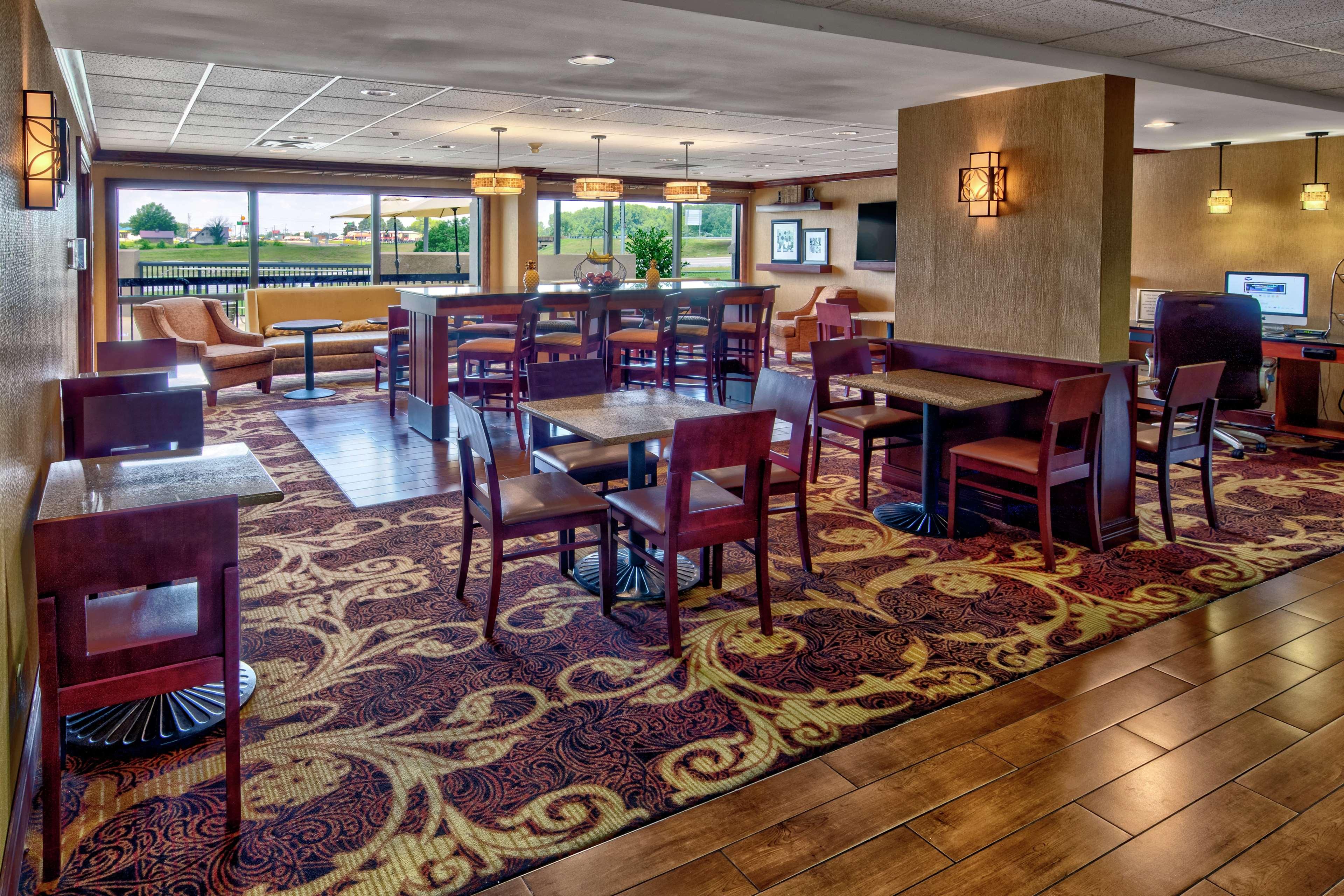 hampton inn corinth