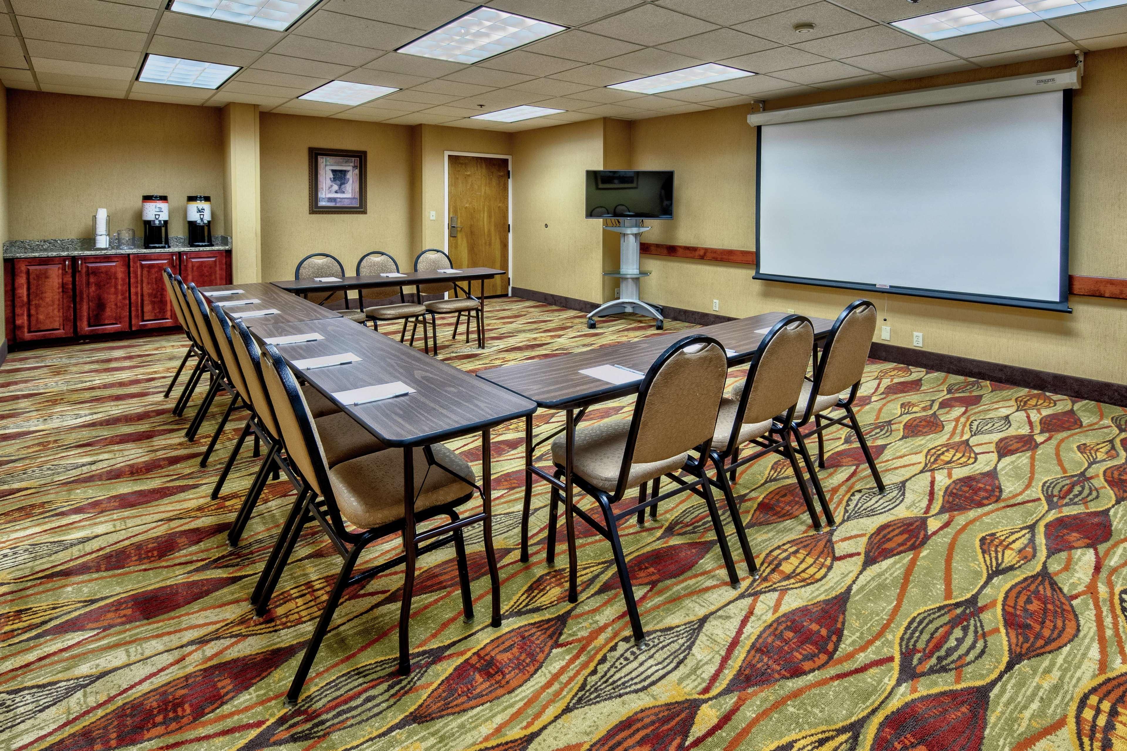 hampton inn corinth