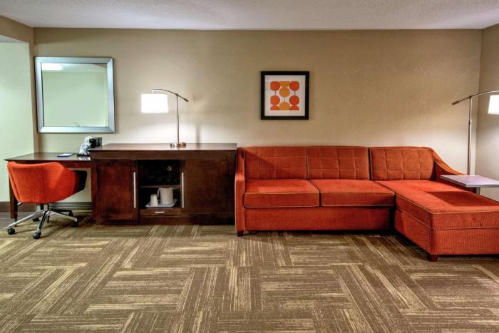 hampton inn corinth