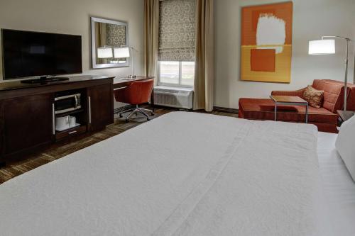hampton inn corinth