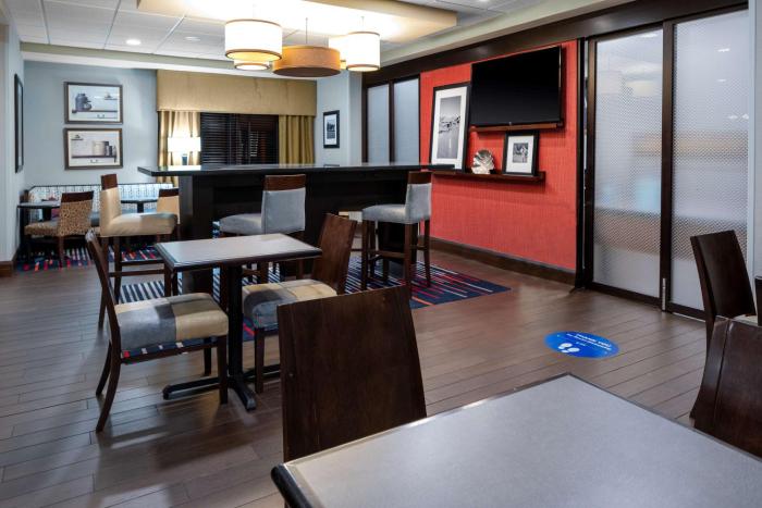 hampton inn columbia