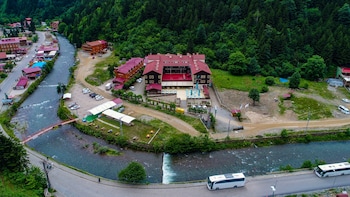 flora uzungol resort hotel