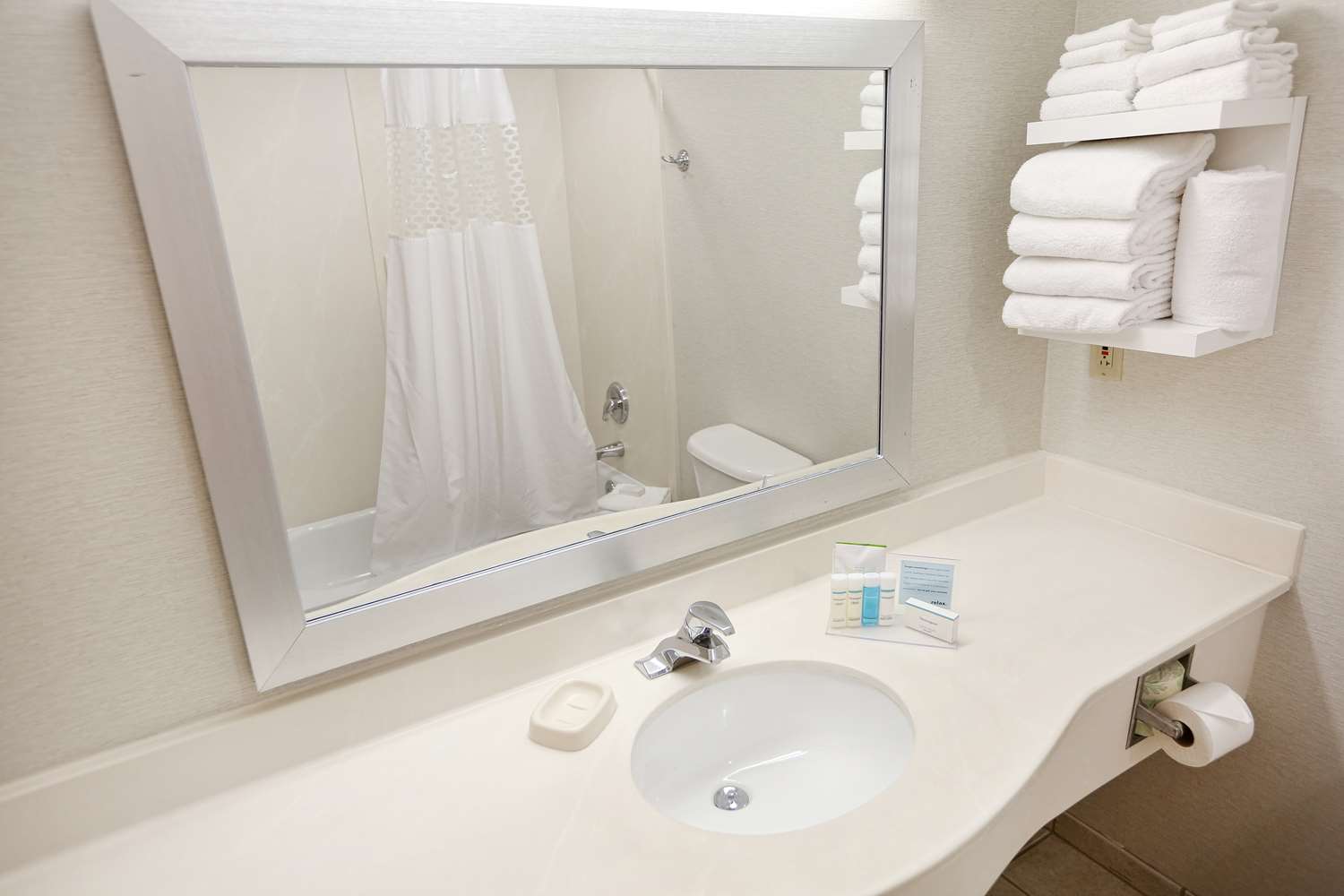 hampton inn and suites chincoteague waterfront