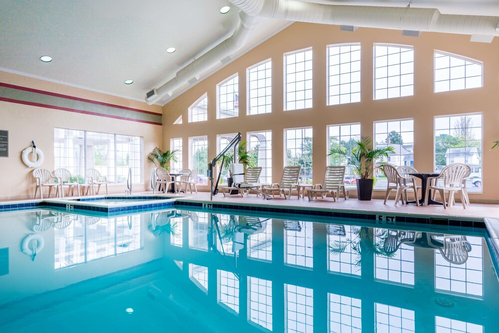 hampton inn and suites chincoteague waterfront