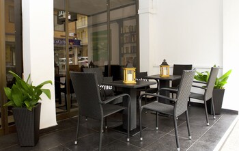 the hostal tierramar