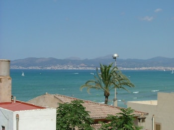 the hostal tierramar