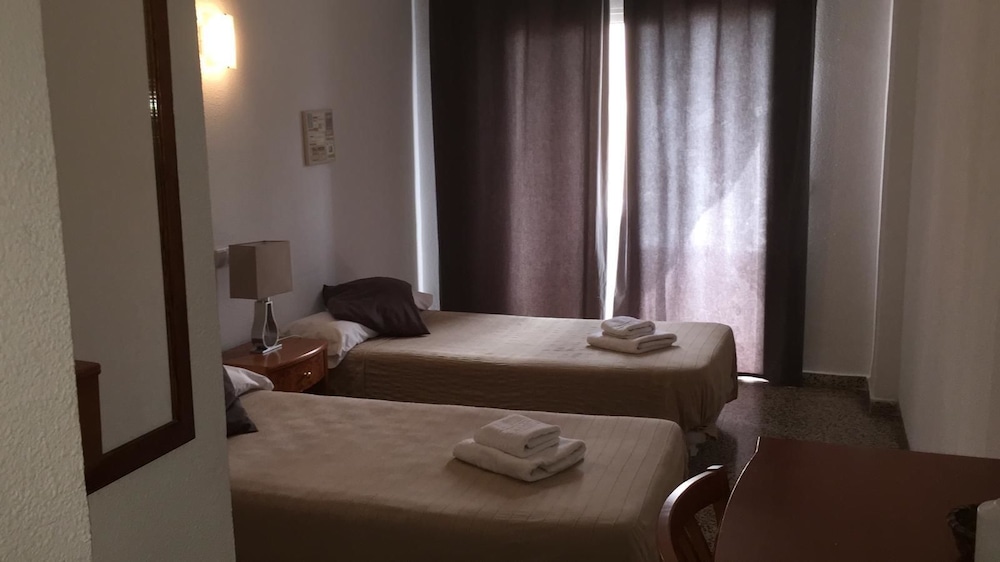 the hostal tierramar