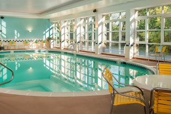 fairfield inn and suites by marriott williamsburg