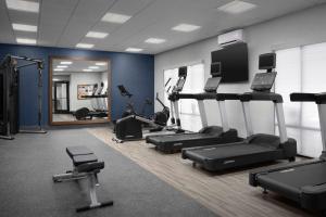 hampton inn and suites williston