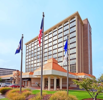 hotel belvoir springfield