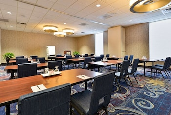 hotel belvoir springfield