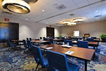 hotel belvoir springfield
