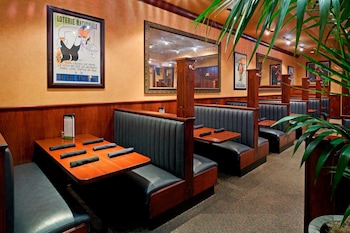 hotel belvoir springfield