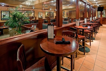 hotel belvoir springfield