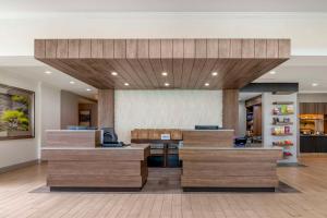 hilton garden inn portland airport