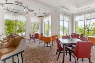 hilton garden inn portland airport