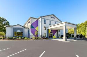 spark by hilton winston salem university