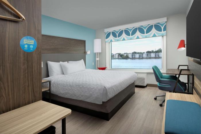 home2 suites by hilton miami airport south blue lagoon