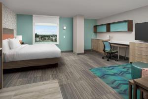 home2 suites by hilton miami airport south blue lagoon