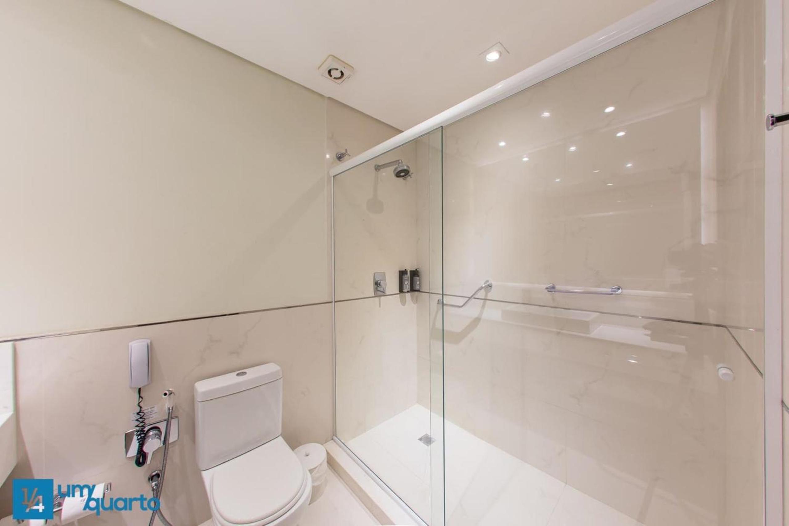manhattan floor