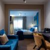 delphi hotel and restaurant