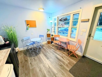 Hillcrest Inn & Motel,Masonville Township>>Escanaba,2.5 star