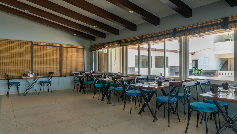 playotel resort bhopal