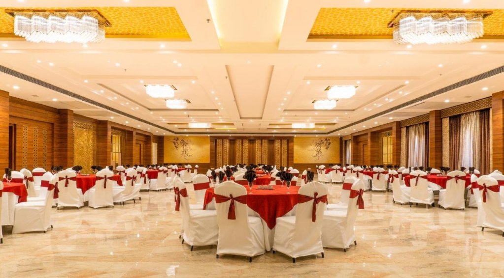 playotel resort bhopal