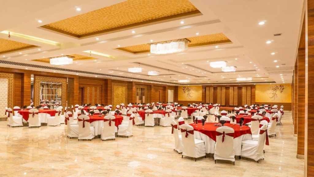 playotel resort bhopal
