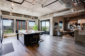 sable 51 luxury two story loft