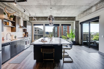 sable 51 luxury two story loft