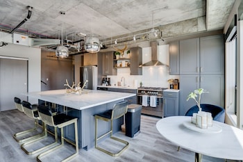 sable 51 luxury two story loft