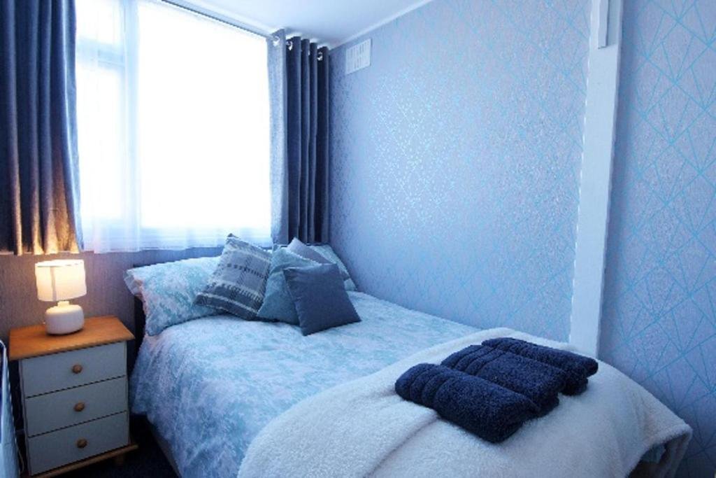 lovely 3 bed chalet bridlington free electric