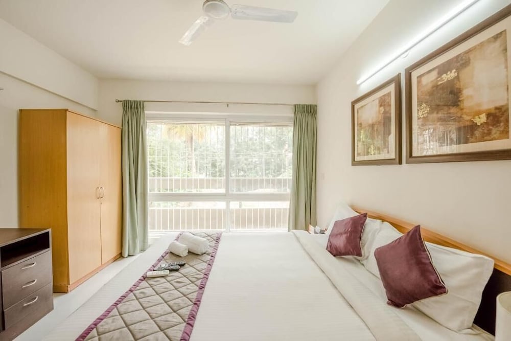 the altruist business stays b 1