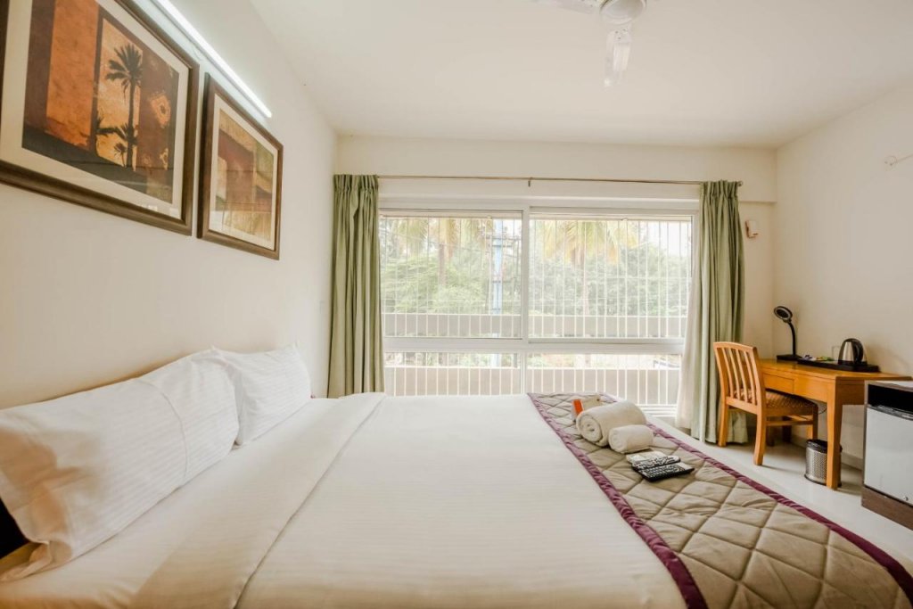 the altruist business stays b 1