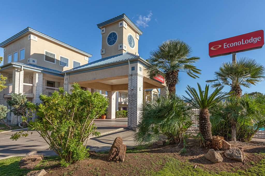 econo lodge downtown south