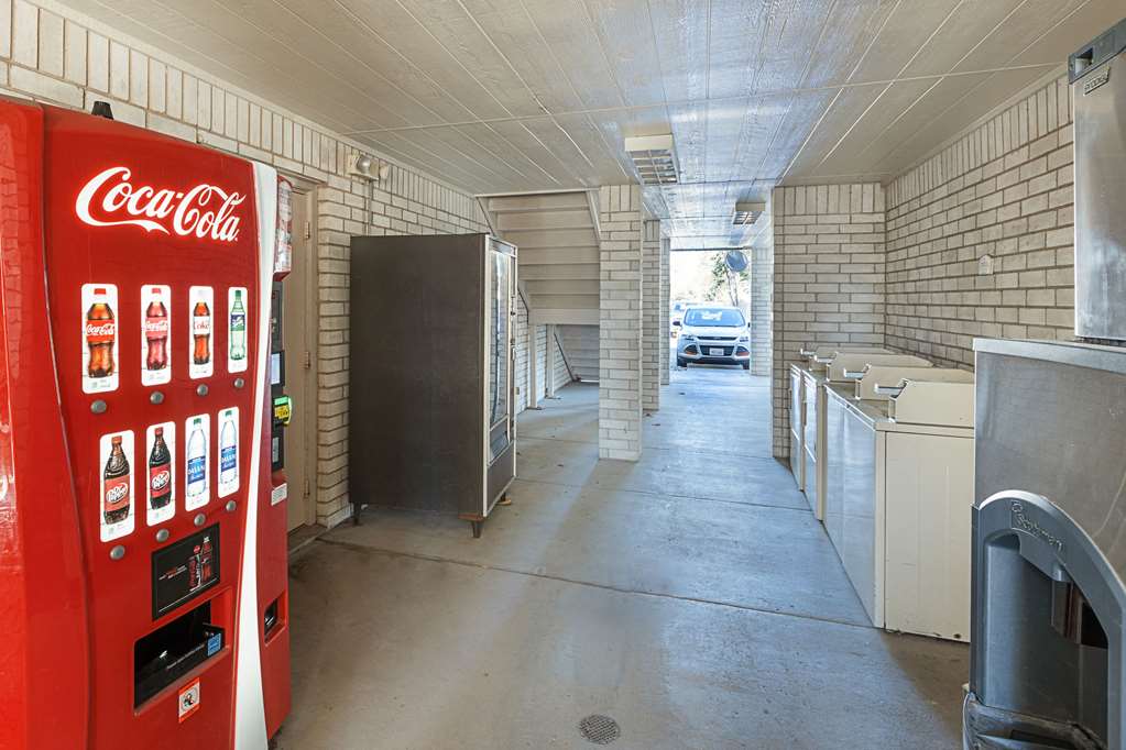 econo lodge downtown south