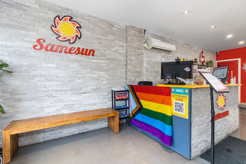 samesun toronto hostel