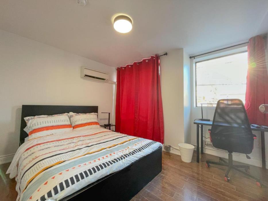 samesun toronto hostel