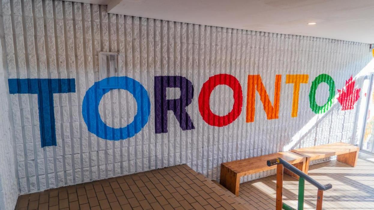 samesun toronto hostel