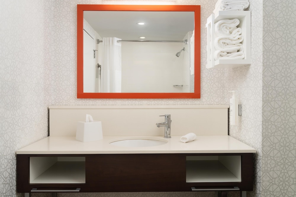 hampton inn chambersburg