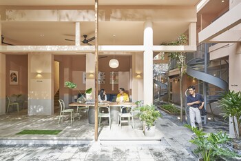 m village the garden