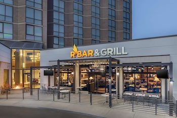 hilton arlington