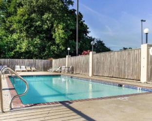 econo lodge greenville