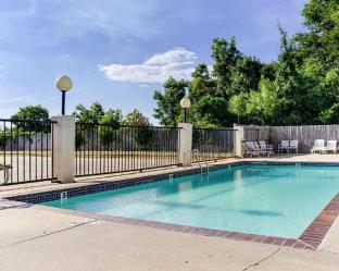 econo lodge greenville